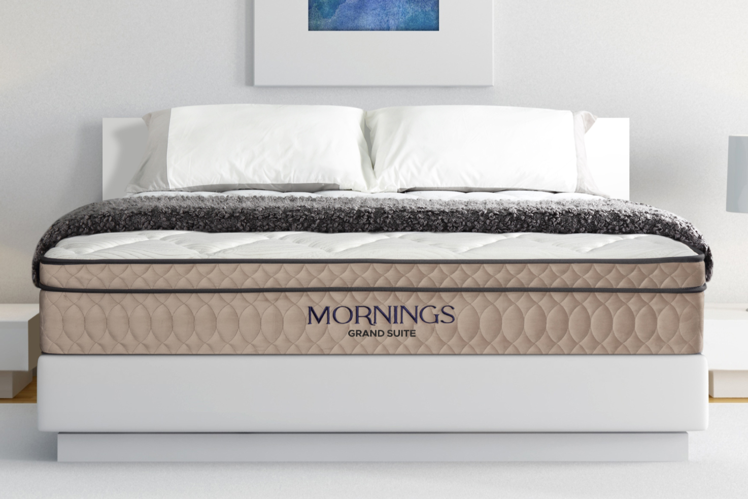 MORNINGS Grand Suite